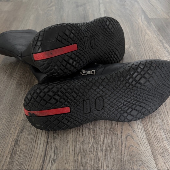 PRADA FW runway 1999 SQUARE TOE
 Vibram Chelsea Boot in Black
Size 36.5 - Picture 10 of 16